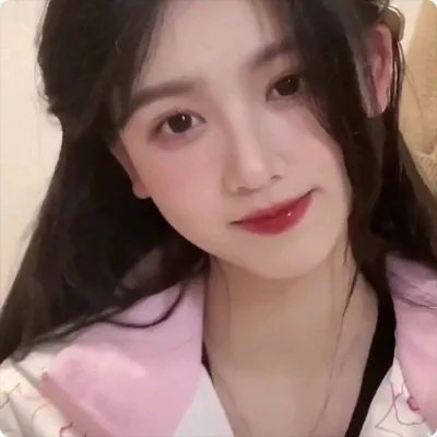 左边最后那栋房子
